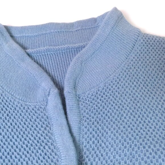 Woman's Cardigan Sweater XXL blue button-down top with long sleeve classic - Picture 5 of 6